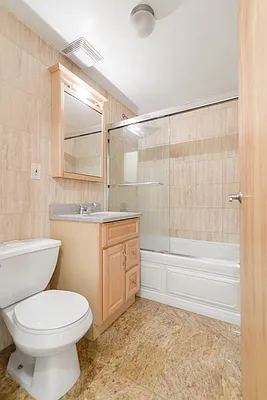 Rented by Bryan L Rozencwaig, LREB | media 43
