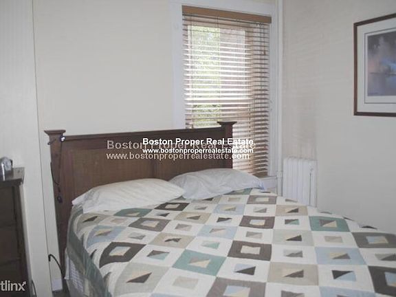 108 Myrtle St. #5 Boston - Beacon Hill Unit Photo 3 (1)