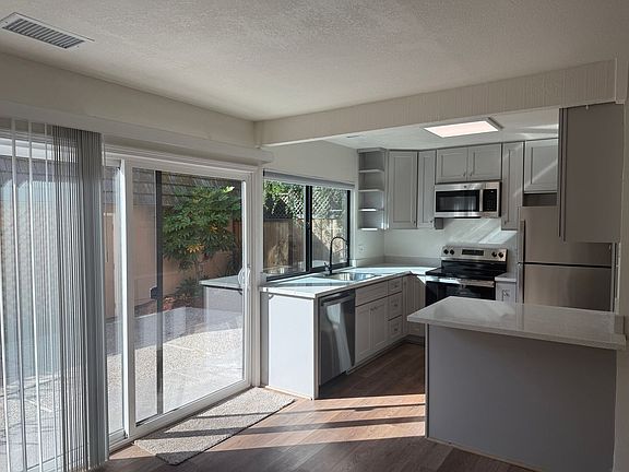 5th image of 4729 Little River Ct