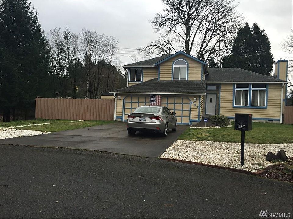 1st image of 637 Acorn Ct SE