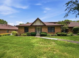 750 Pine Needles Dr, Dayton, OH 45458