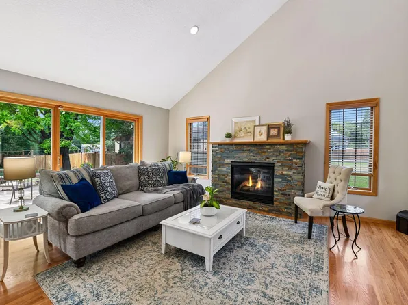 4934 Baker Rd, Minnetonka, MN 55343