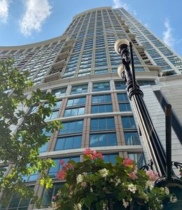 130 N Garland Ct APT 2901, Chicago, IL, 60602