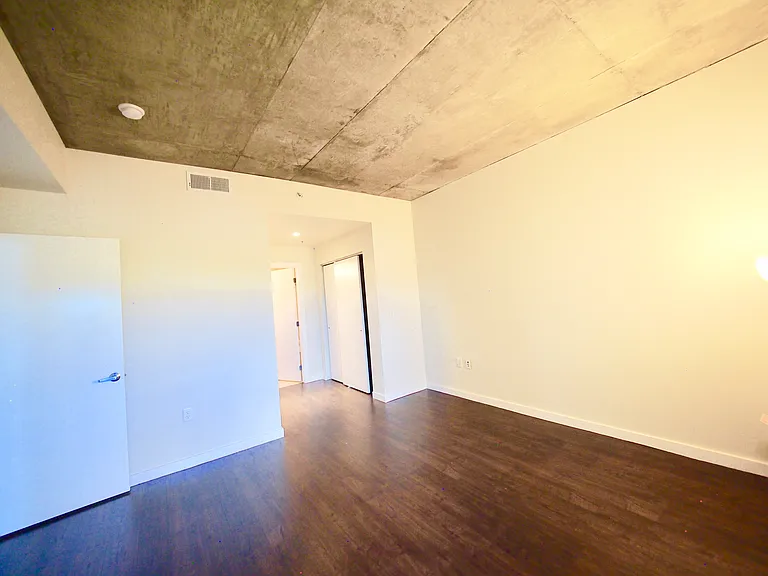 275 S Harrison St #505 — Photo 36
