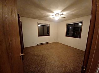 220 W 12th St APT 5, Kaukauna, WI 54130