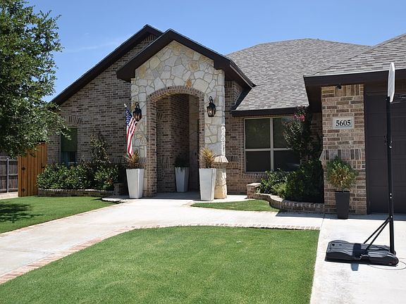 2nd image of 5605 San Saba Ave
