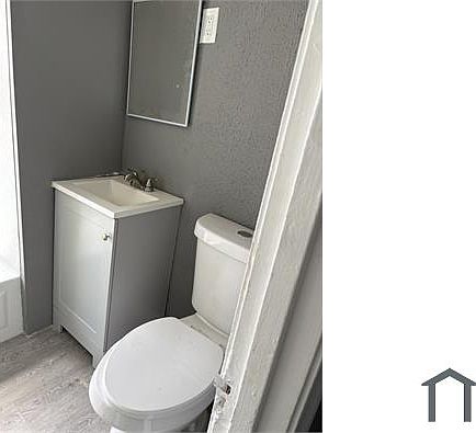 2nd image of 778 Eddy Rd #3