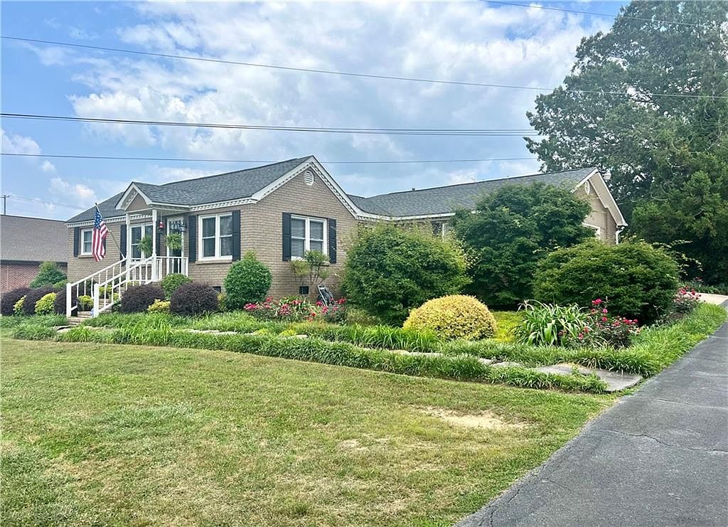 126 Curtis Pkwy SE, Calhoun, GA 30701 Zillow