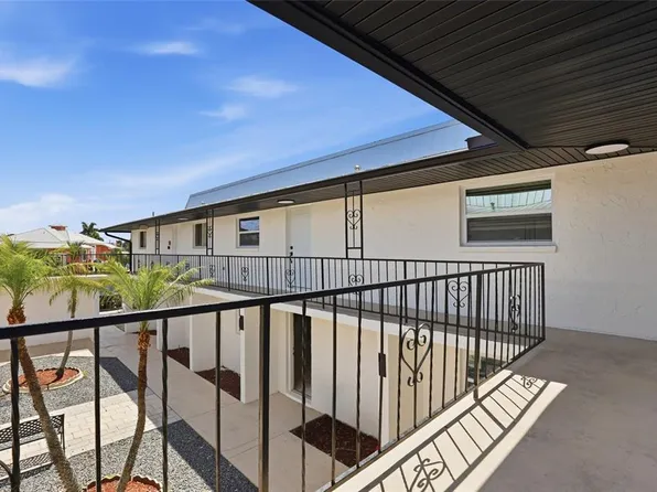 4460 Oakley St, Punta Gorda, FL 33980