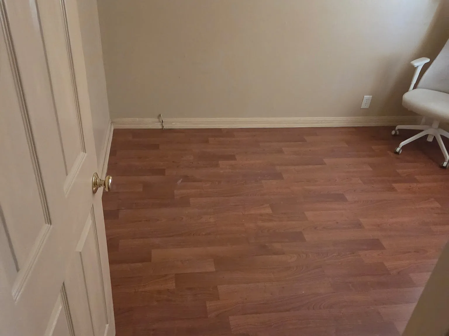 2 bed, 998 sqft, $1,350 — Photo 3