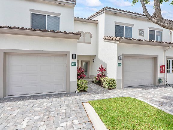 2nd image of 3596 S Ocean Boulevard #102