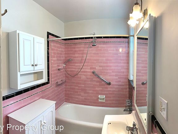 3rd image of 3133-3137 Broderick St #2