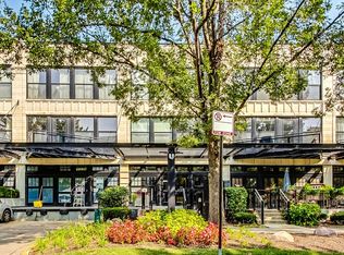 1000 W 15th St Unit 233, Chicago, IL