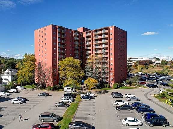 2nd image of 115 W Squantum St APT 501