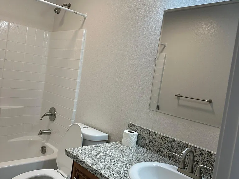 1460 Ogallala St — Photo 11