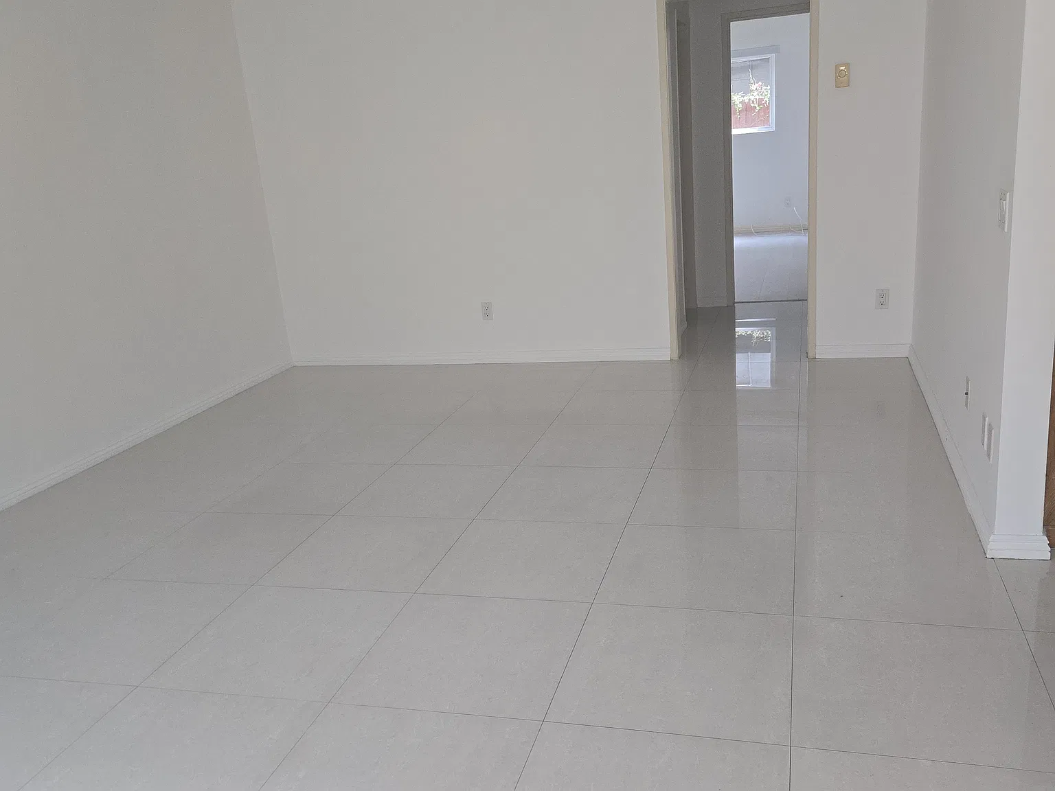 2 bed, $2,900 — Photo 4