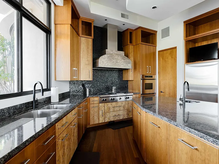 7451 N Las Brisas Ln — Photo 12