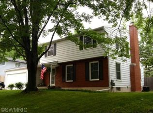 3116 Chamberlain Ave SE, Grand Rapids, MI 49508