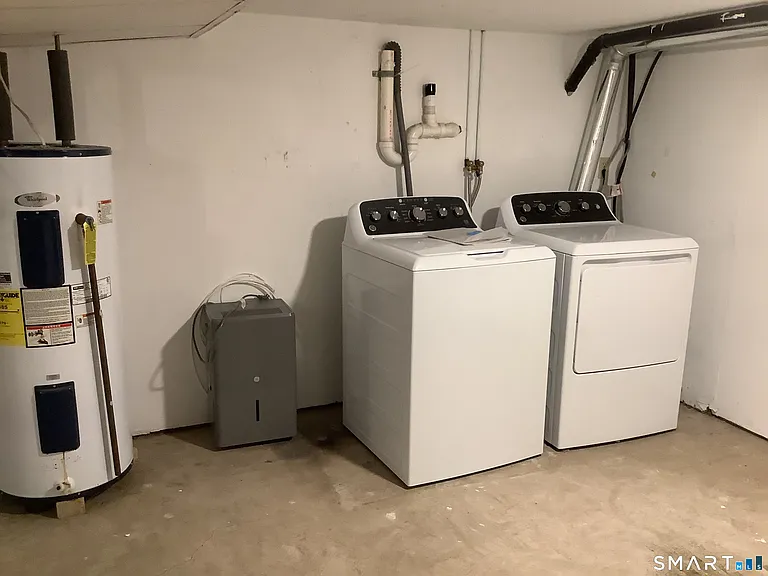 668 Huckleberry Hill Rd — Photo 16