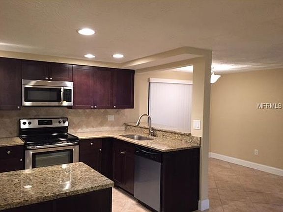 5th image of 3600 Eisenhower Dr