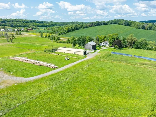 5705 Goodale Rd, Canandaigua, NY 14424