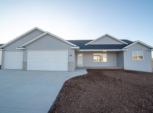 3021 S Weiler Rd, Kaukauna, WI 54130