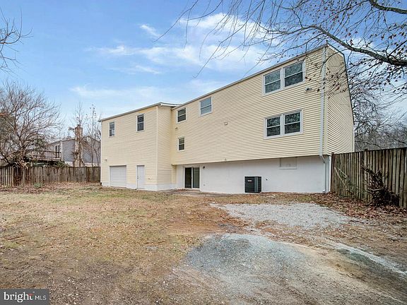 4th image of 13790 Musket Ct