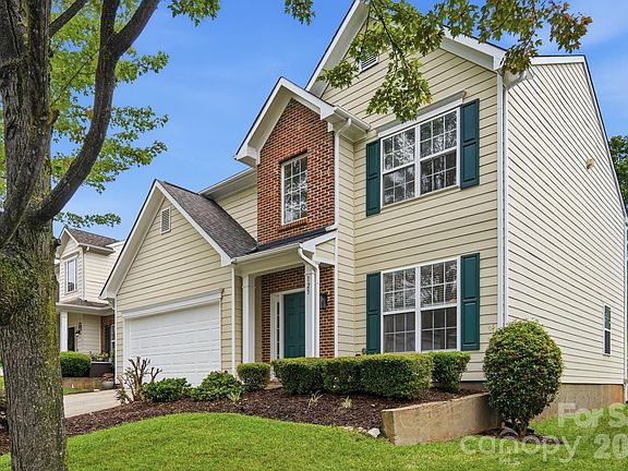 2nd image of 125 Morrocroft Ln
