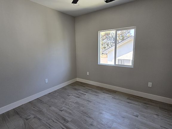 5th image of 3719 Central Ave #2