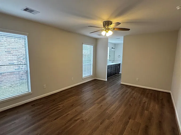 8807 Belle Glen Dr — Photo 8