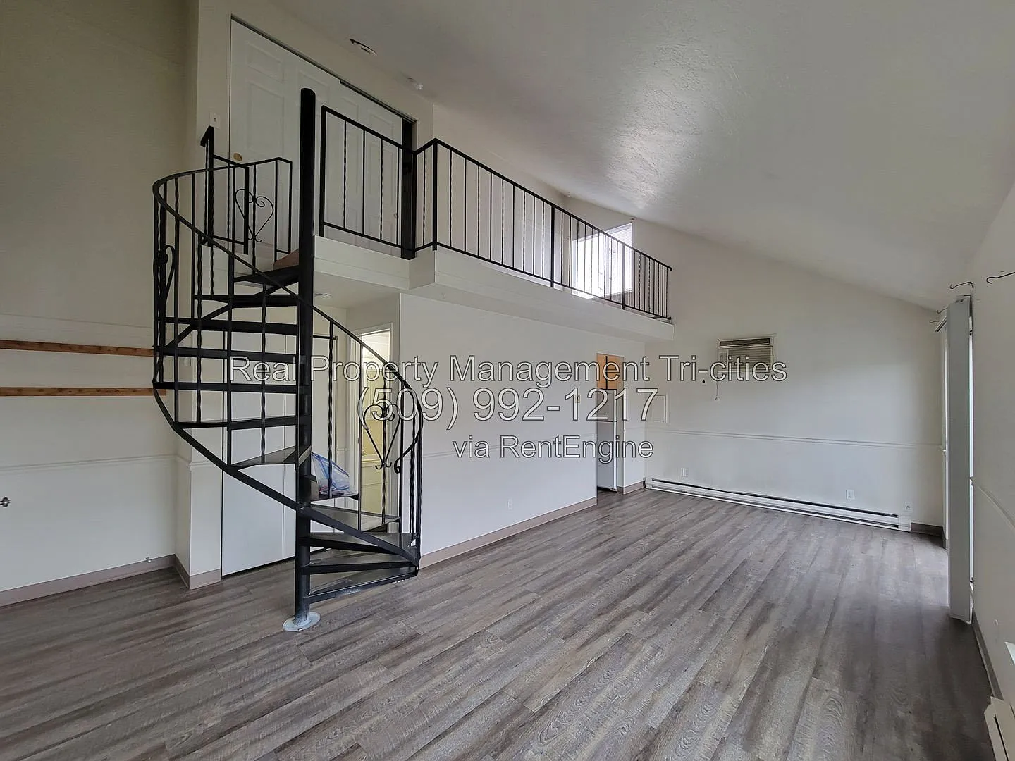 1 bed, 1.0 bath, 700 sqft, $1,075 — Photo 2