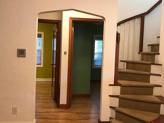 5th image of 601 Woodworth Ave
