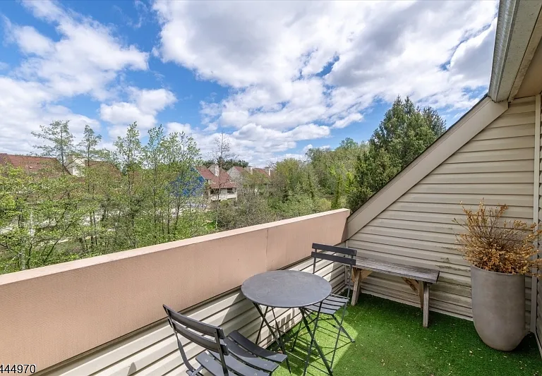 303 Tavistock Cherry Hl — Photo 23