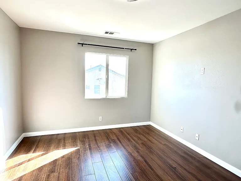 1436 Orange Tree Ln — Photo 33