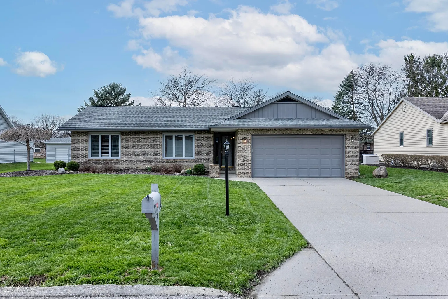 535 Garden Pl photo 1