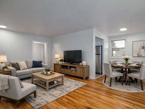 2nd image of 358 21st Ave #158