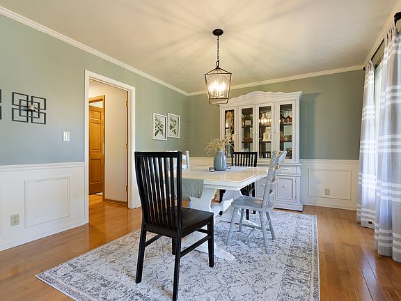 5th image of 5481 Ponderosa Dr