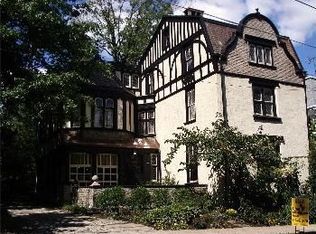 125 W Walnut Ln, Philadelphia, PA 19144