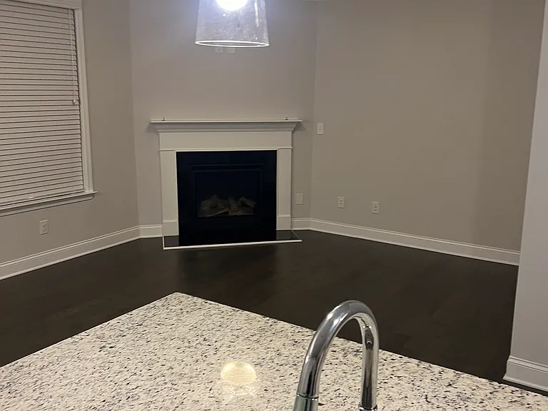 932 Exposition Pointe — Photo 8
