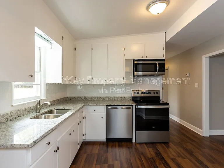 6313 Johnsdale Rd — Photo 4