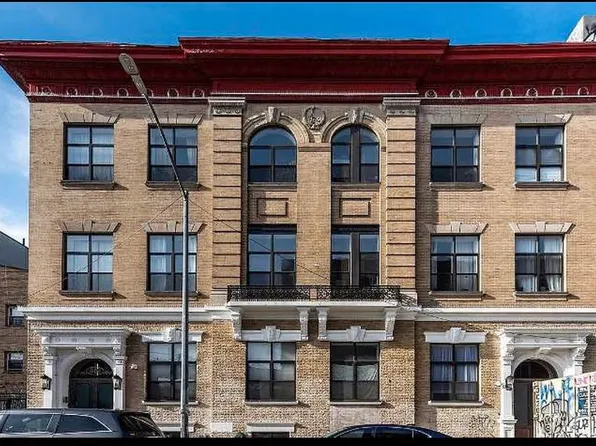 949 Willoughby Avenue image 11 of 16