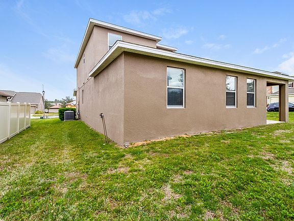 4th image of 1422 Jorhagen Dr