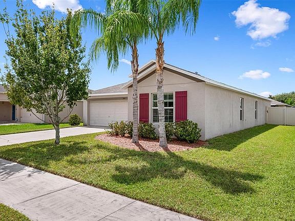 3rd image of 304 CASCADE BEND DRIVE
