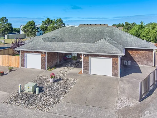 120 28th Street NW, Long Beach, WA 98631