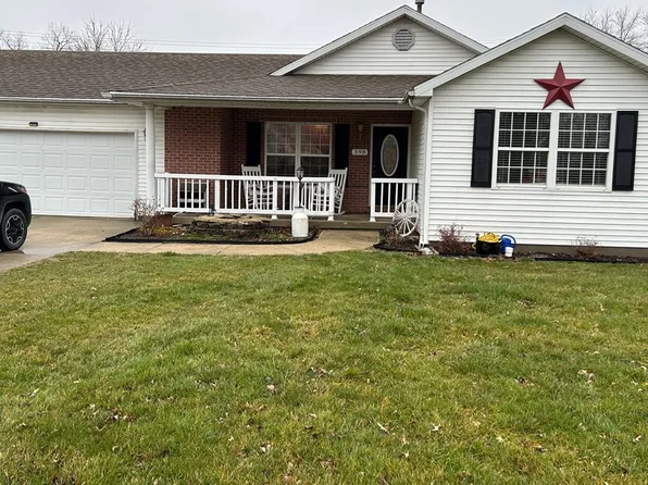 398 Deere Run Ln, Casey, IL 62420