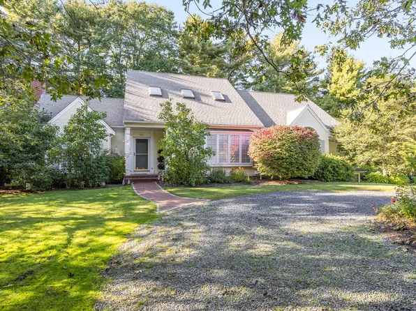 121 Beech Leaf Island Road, Centerville, MA 02632