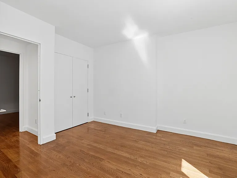 225 Schermerhorn St #7F — Photo 8