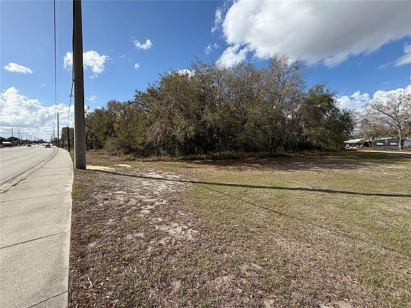 4th image of 3500 Sebring Pkwy