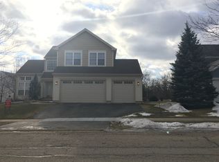 469 W Wildspring Rd, Round Lake, IL 60073