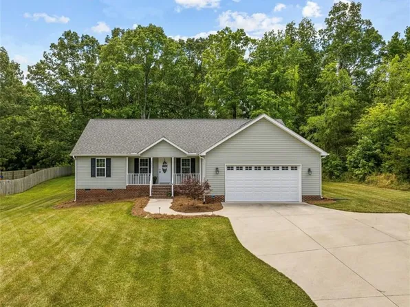2430 Mary Viola Dr, Sophia, NC 27350